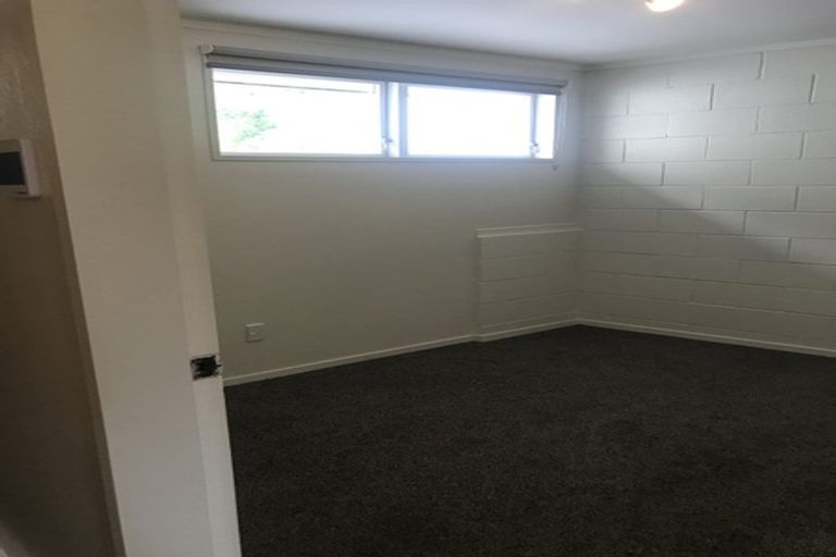 Photo of property in 99 Churton Drive, Churton Park, Wellington, 6037