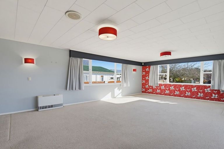 Photo of property in 16 Moore Street, Ohakune, 4625