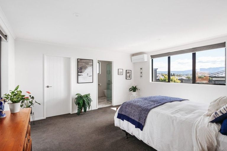 Photo of property in 1 Anglers Way, Omokoroa, 3114