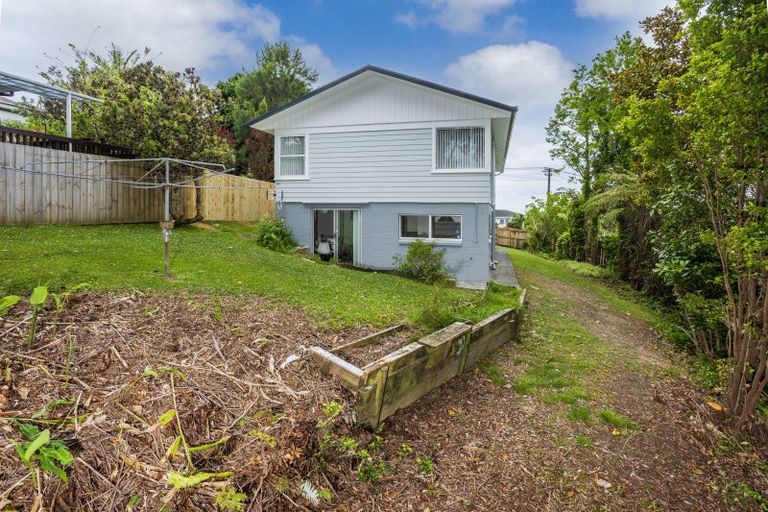 Photo of property in 1 Phillipa Place, Browns Bay, Auckland, 0630