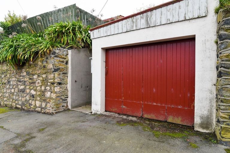 Photo of property in 2 Walter Street, The Glen, Dunedin, 9011