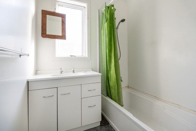 Photo of property in 407 Princes Street, Parkvale, Hastings, 4122