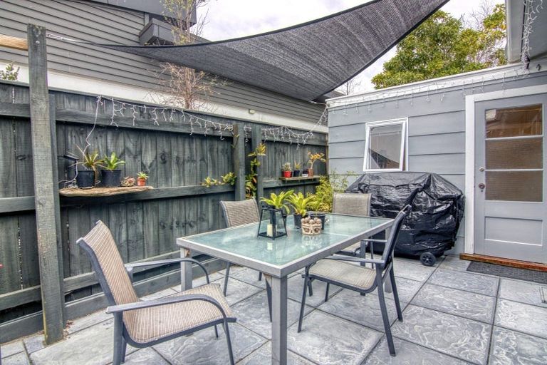 Photo of property in 3 Coromandel Court, Roslyn, Palmerston North, 4414