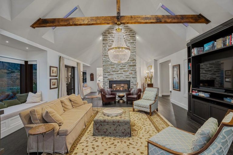 Photo of property in 40 Cunninghams Drive, Jacks Point, Queenstown, 9371