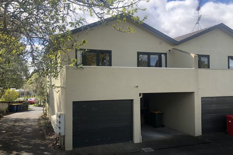 Photo of property in 14/3 Orwell Road, Greenhithe, Auckland, 0632