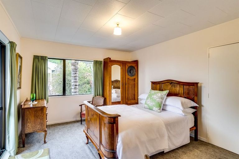 Photo of property in 17 Goldsmith Road, Hospital Hill, Napier, 4110