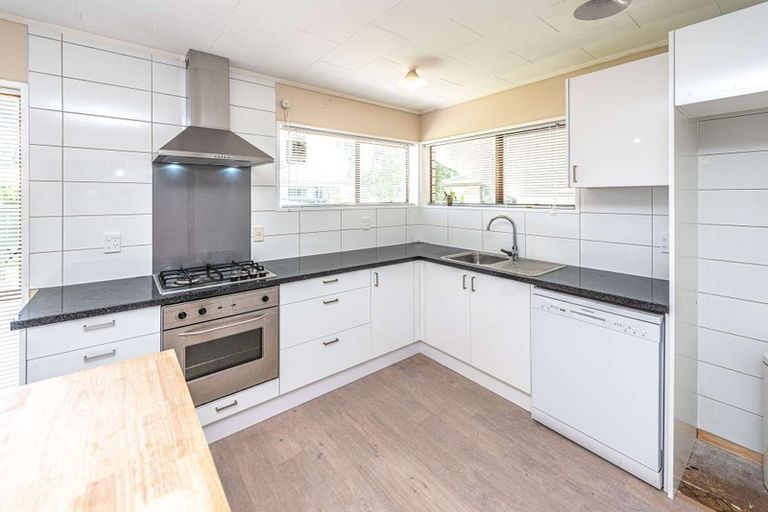 Photo of property in 42 Quick Avenue, Aramoho, Whanganui, 4500