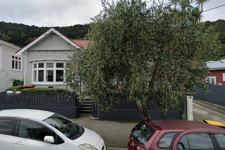 Photo of property in 3/41 Austin Street, Mount Victoria, Wellington, 6011