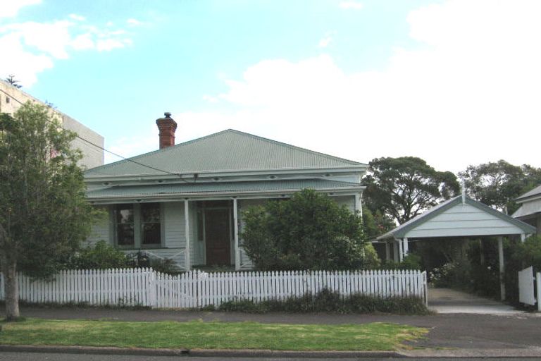 Photo of property in 199 Victoria Road, Devonport, Auckland, 0624