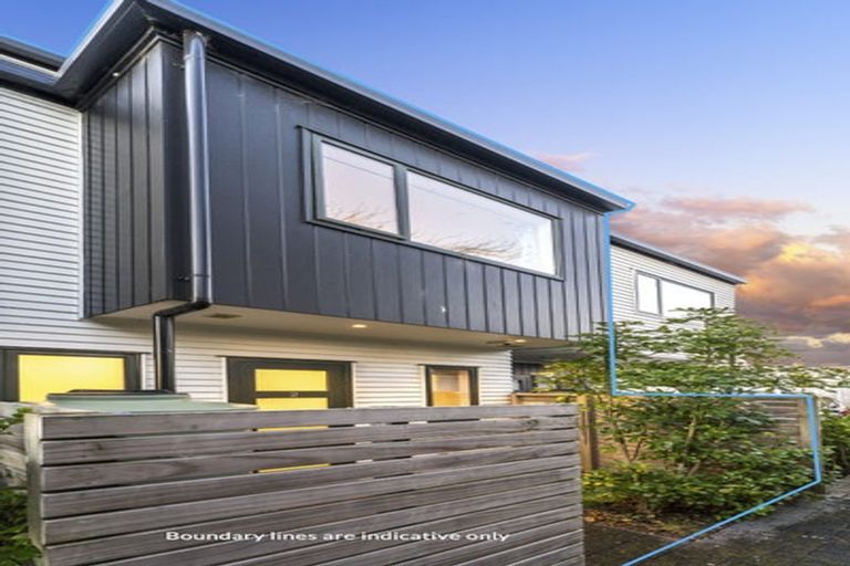 Photo of property in 2/46 Te Kanawa Crescent, Henderson, Auckland, 0610