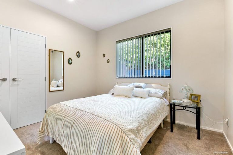 Photo of property in 21 Woodridge Drive, Stanmore Bay, Whangaparaoa, 0932