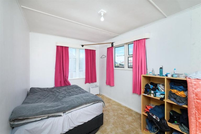 Photo of property in 35 Beaven Street, Marton, 4710