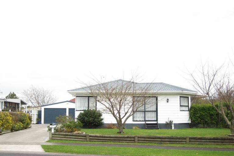 Photo of property in 26 Meade Place, Bell Block, New Plymouth, 4312
