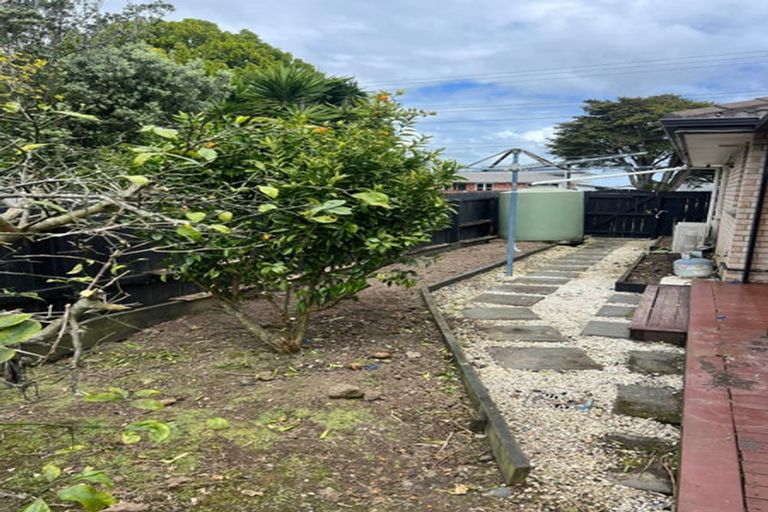 Photo of property in 99 Russell Road, Manurewa, Auckland, 2102