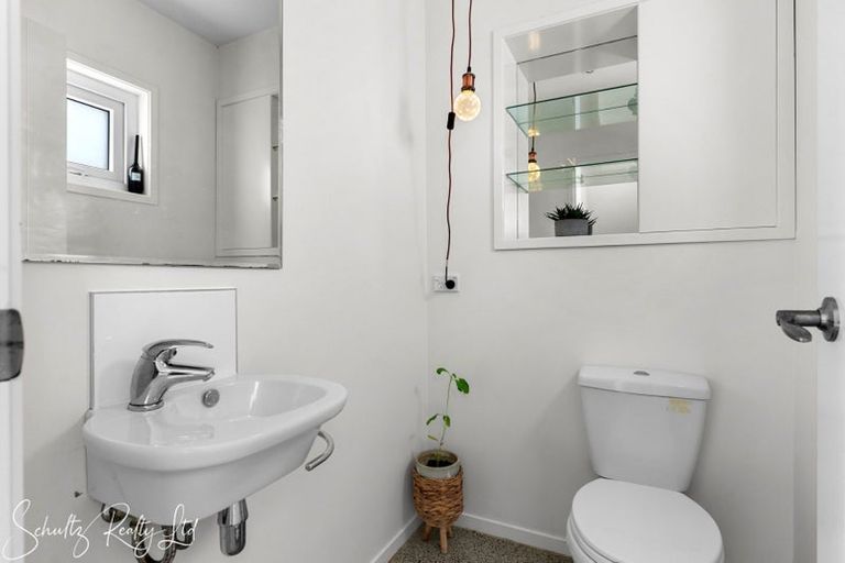 Photo of property in 1122 Whakapirau Road, Whakapirau, Maungaturoto, 0583