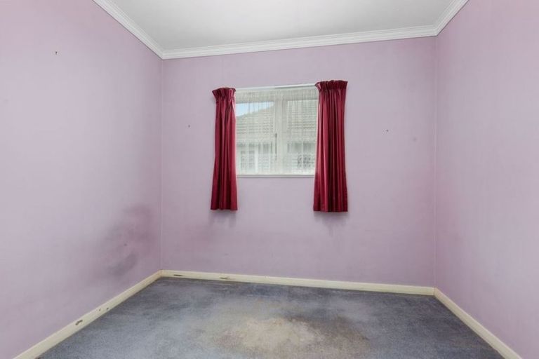 Photo of property in 40 Porutu Street, Fairfield, Lower Hutt, 5011