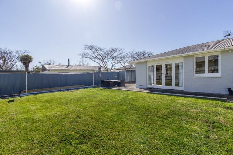 Photo of property in 233 Lumsden Place, Akina, Hastings, 4122