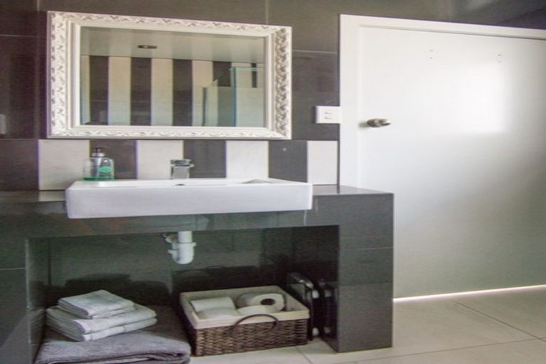 Photo of property in 12 Hunter Street, Milson, Palmerston North, 4414