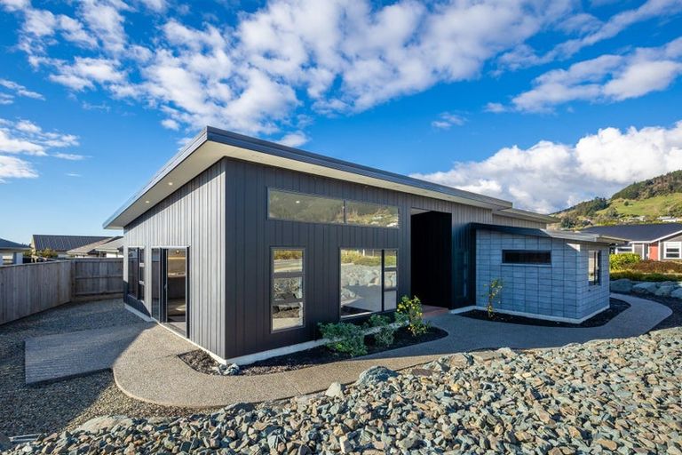 Photo of property in 16 Sabine Drive, Richmond, 7020