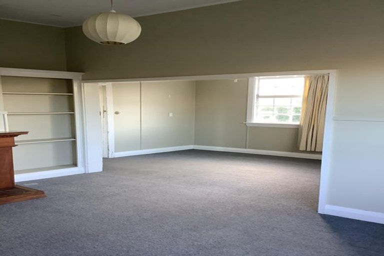 Photo of property in 261 Marine Parade, New Brighton, Christchurch, 8061