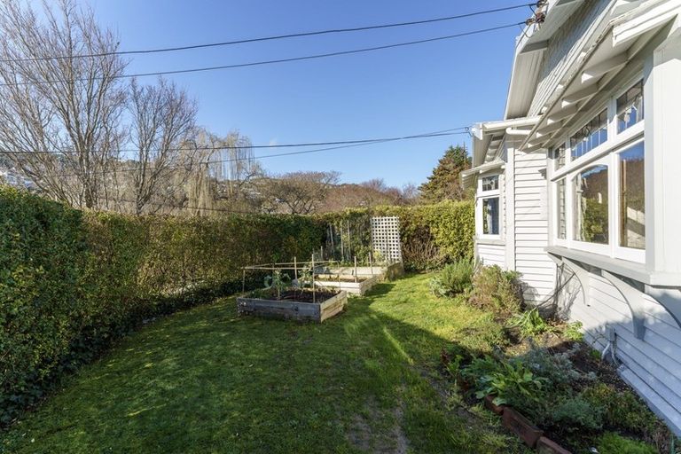 Photo of property in 87 Eastern Terrace, Beckenham, Christchurch, 8023