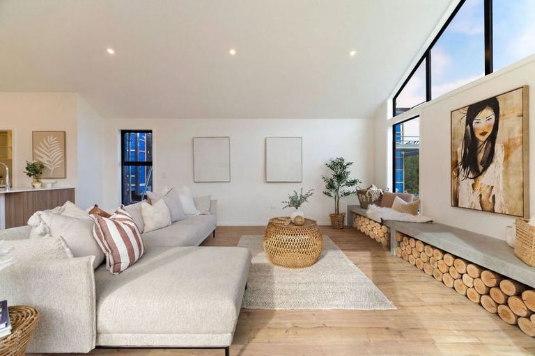 Photo of property in 5 Rowe Drive, Jacks Point, 9371