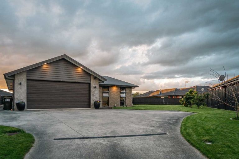 Photo of property in 23 Tiaki Way, Cambridge, 3434