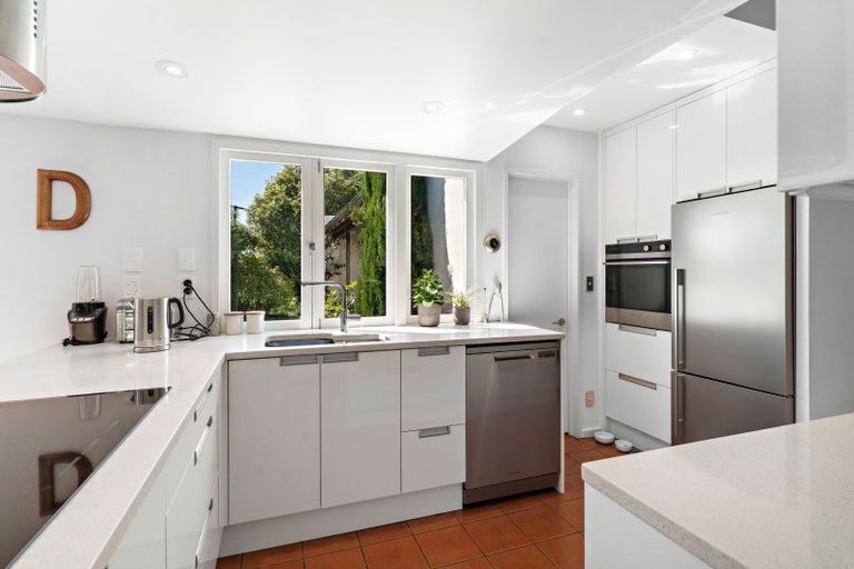 Photo of property in 32 Papawai Road, Papawai, Greytown, 5794