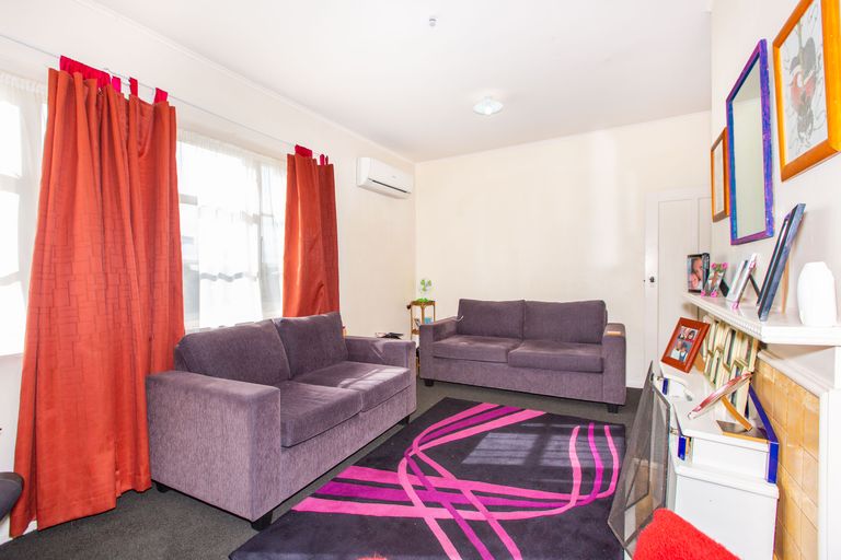 Photo of property in 84 Great South Road, Huntly, 3700