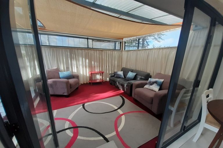 Photo of property in 66d Grand Drive, Orewa, 0931