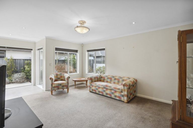 Photo of property in 10b Reid Avenue, Mosgiel, 9024