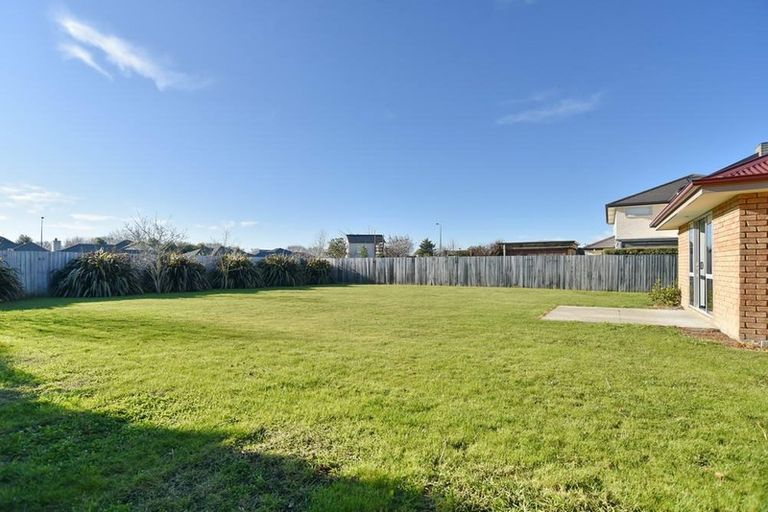 Photo of property in 20 Maple Place, Rangiora, 7400