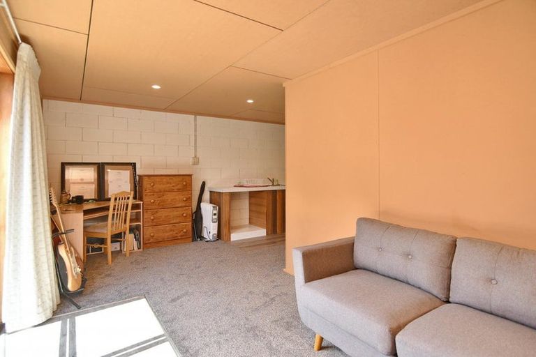 Photo of property in 32 Ashgrove Street, Rangiora, 7400