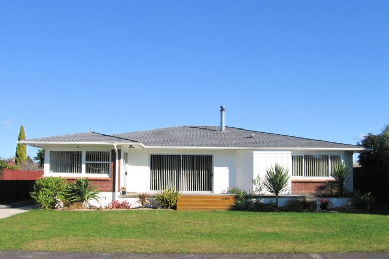 Photo of property in 3 Snell Avenue, Papakura, 2110