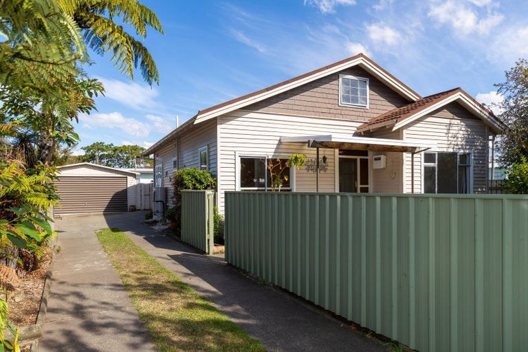 Photo of property in 49 Carnell Street, Napier South, Napier, 4110