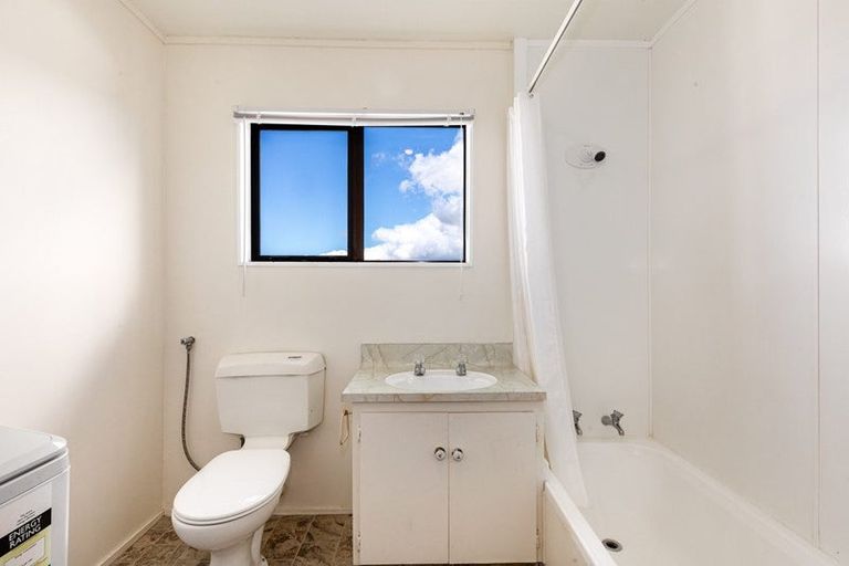 Photo of property in 6a Mossburn Grove, Kelson, Lower Hutt, 5010