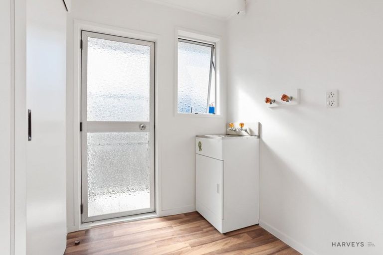 Photo of property in 10 Hinerau Street, Henderson, Auckland, 0612