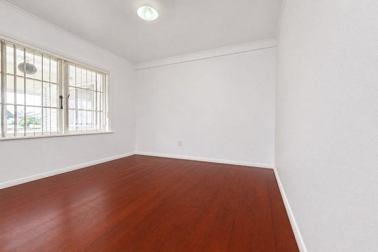 Photo of property in 21 Percival Street, Manurewa, Auckland, 2102