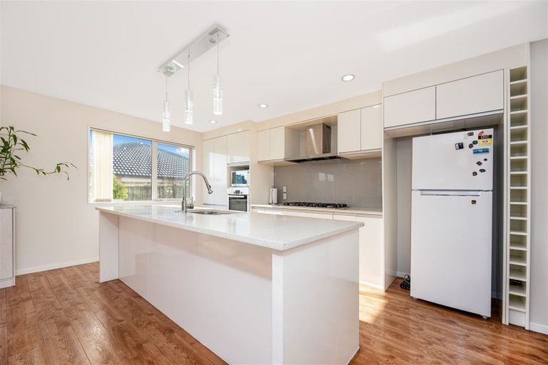 Photo of property in 47 Tiriwa Drive, Massey, Auckland, 0614