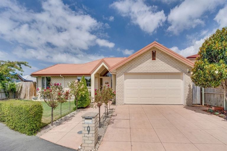 Photo of property in 9 Eliza Place, Aidanfield, Christchurch, 8025