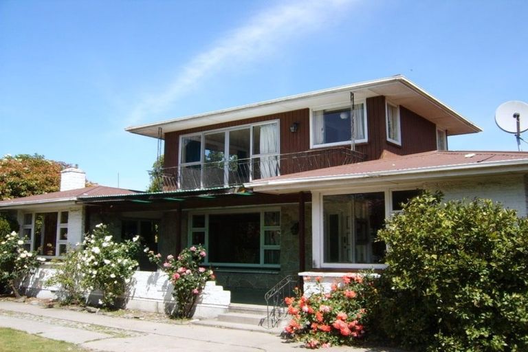 Photo of property in 63 Maidstone Road, Ilam, Christchurch, 8041