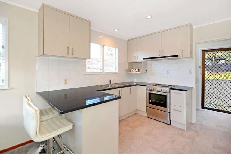 Photo of property in 86 Salamanca Road, Sunnynook, Auckland, 0620