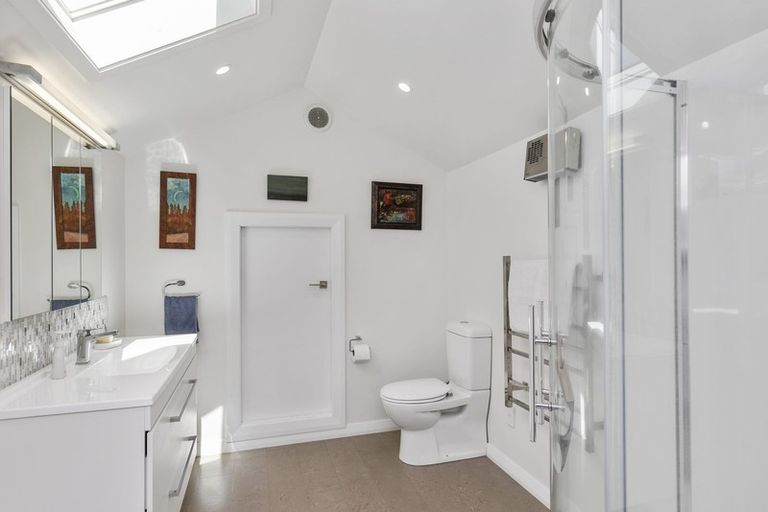 Photo of property in 57 Waipapa Road, Hataitai, Wellington, 6021