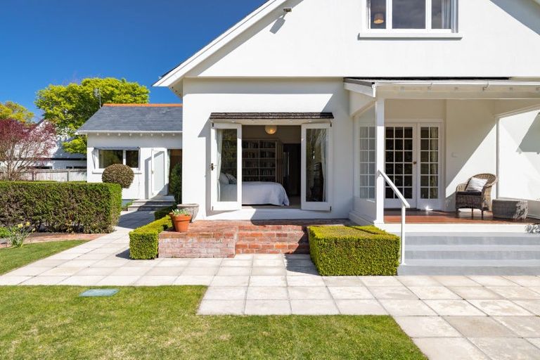 Photo of property in 200 Ilam Road, Ilam, Christchurch, 8041