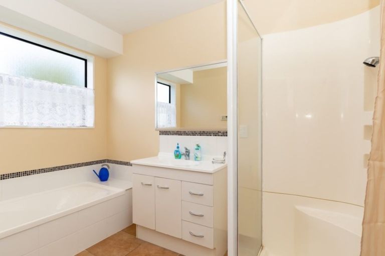 Photo of property in 40 Forest Drive, Parklands, Christchurch, 8083