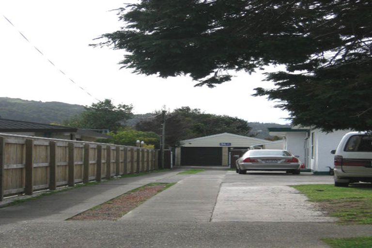 Photo of property in 2/36 Garden Road, Avalon, Lower Hutt, 5011