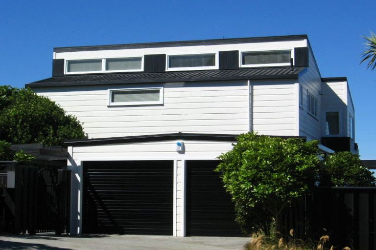 Photo of property in 1 Kabul Street, Khandallah, Wellington, 6035