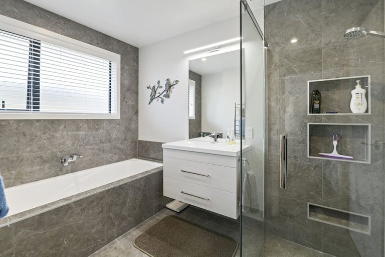 Photo of property in 64 Pinehurst Crescent, Morrinsville, 3300