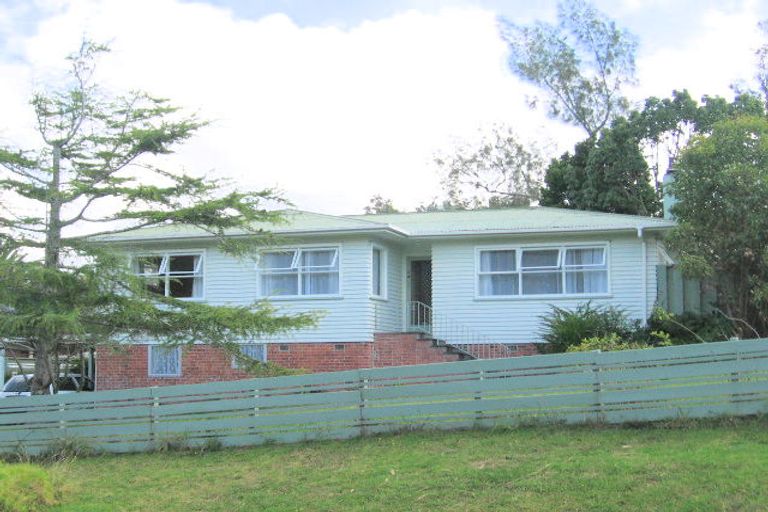 Photo of property in 41 Stottholm Road, Titirangi, Auckland, 0604