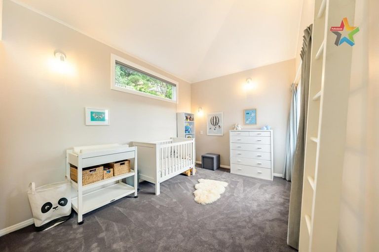 Photo of property in 15 Nikau Road, Point Howard, Lower Hutt, 5013